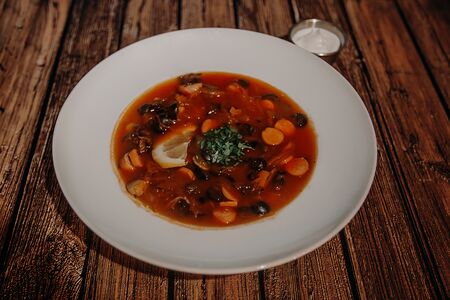 Солянка мясная 