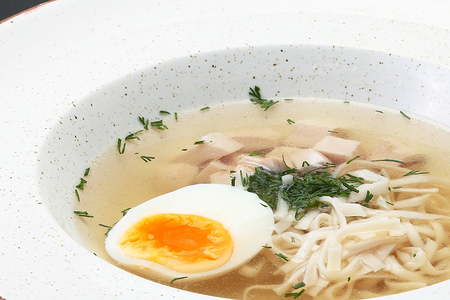 Лапша с курицей гриль