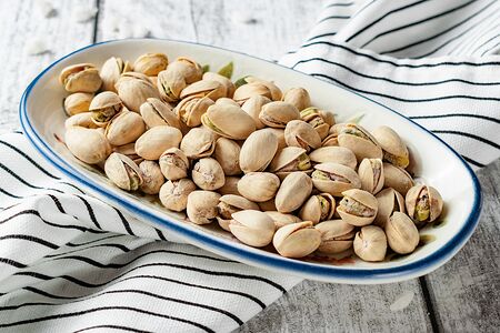 Фисташки соленые