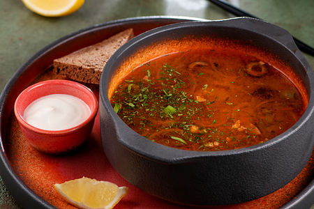 Солянка мясная