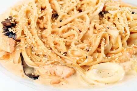 Саке яки удон