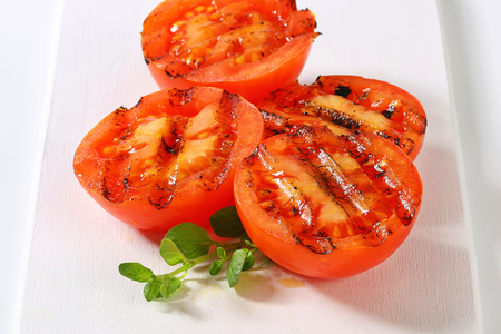 Помидор запеченный