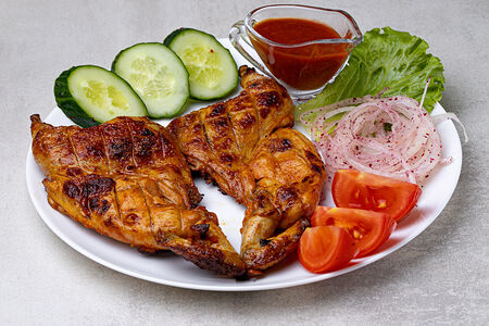 Цыпленок табака на мангале