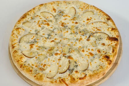 Пицца Груша-горгонзола