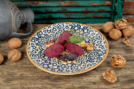 Пхали Свекольные листья