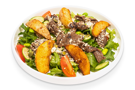 Теплый салат с говядиной