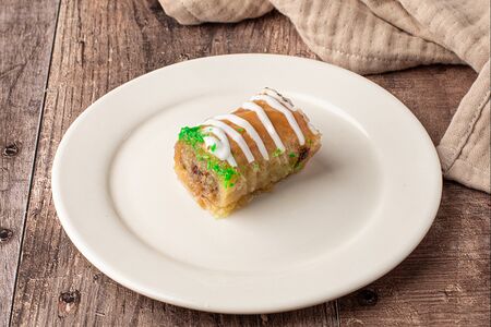 Пахлава с фисташкой и белым шоколадом