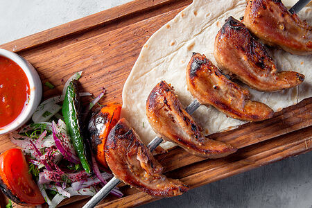 Язычки молодого ягненка на мангале