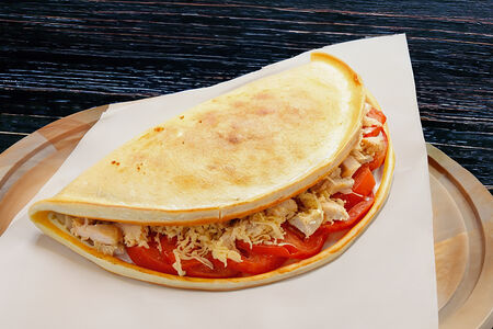 Закрытая пицца куриная