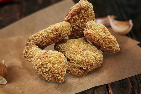 Крылышки в панировке