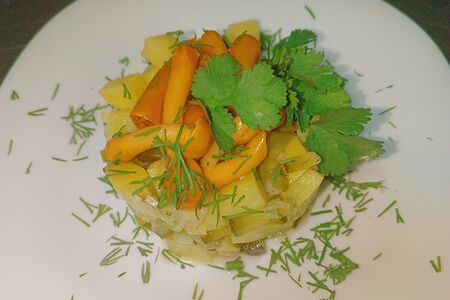 Салат Лукошко