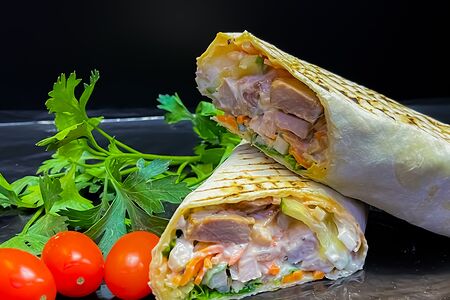 Шаурма с курицей большая