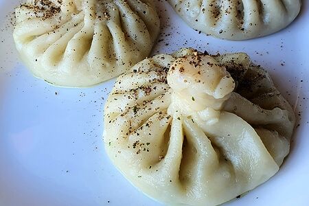 Хинкали с говядиной и свининой