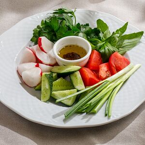 Сезонные овощи и зелень