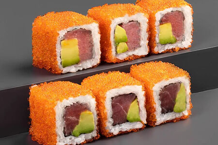 Ролл Калифорния красная Тунец и авокадо