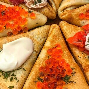 Блинчики с икрой