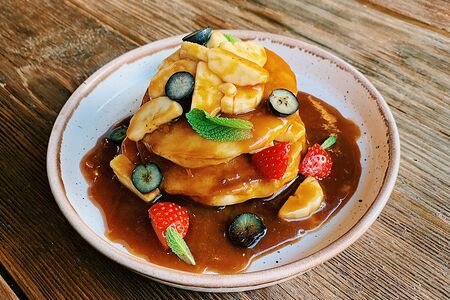 Панкейки с домашней соленой карамелью