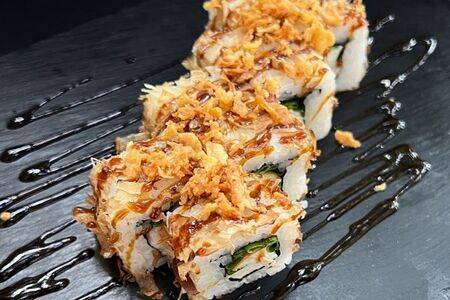 Ролл со стружкой тунца и курицей