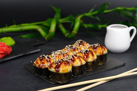 Ролл запеченный с грибами