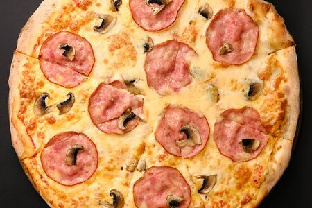 Пицца Ветчина и грибы 