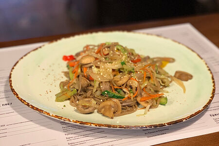 Гречневая лапша с грибами