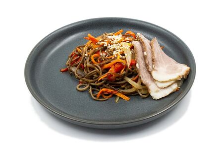 Гречневая лапша со свининой