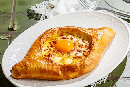 Хачапури по-аджарски