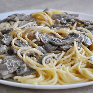 Սպագետտի սնկի սոուսով