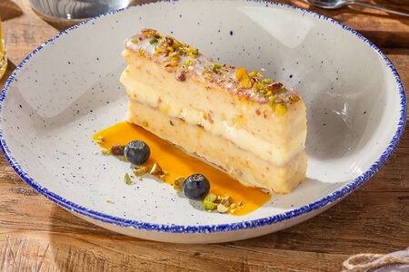 Апельсиновый торт с миндалем