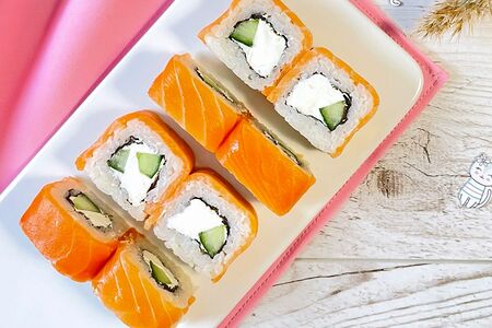 Ролл Филадельфия с огурцом