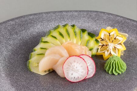 Сашими из дальневосточного гребешка