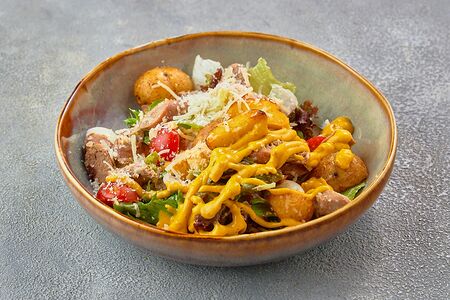 Салат Дрезденский с колбасками