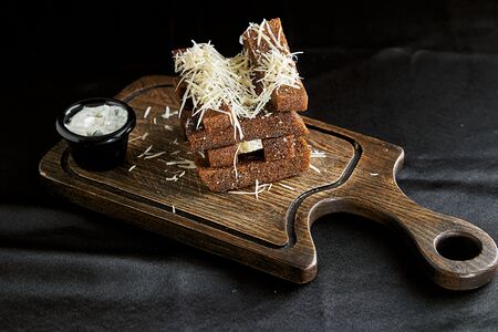 Гренки из бородинского хлеба