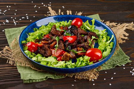 Рагу из мяса диких животных