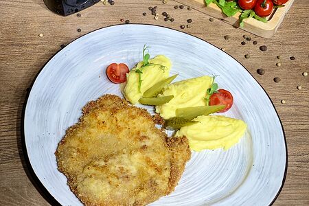 Шницель cвинoй