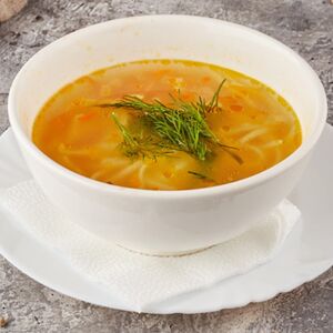 Суп куриный с лапшой