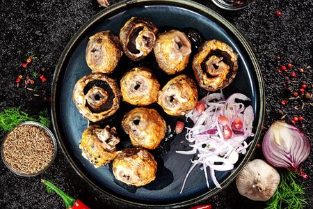 Грибы шампиньоны