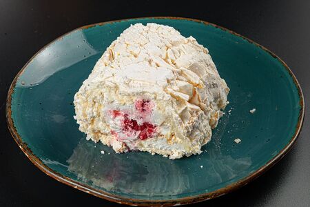 Меренговый рулет