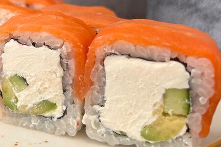 Филадельфия с авокадо 