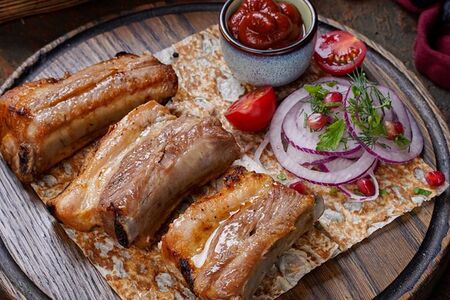 Шашлык из свиных ребрышек