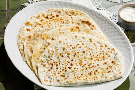 Кутабы с зеленью