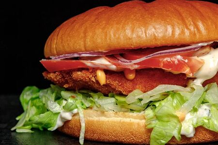 Чикен Бургер