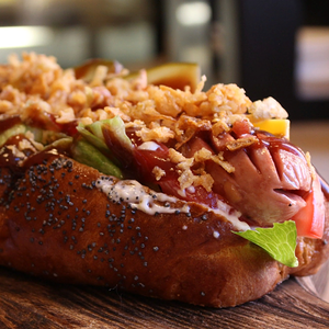 Хот-дог с говядиной