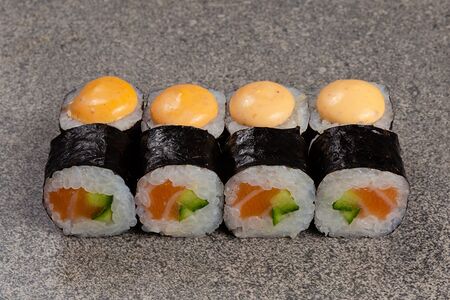 Спайси ролл