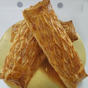 Слойки с ветчиной и сыром