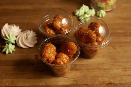 Дамские пальчики