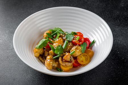 Салат с хрустящими шампиньонами