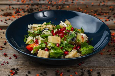 Салат теплый из баклажанов 