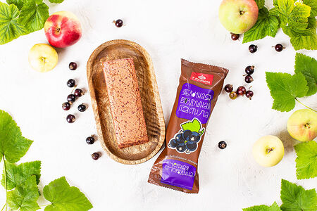 Пастила яблочная воздушная без добавления сахара с черной смородиной