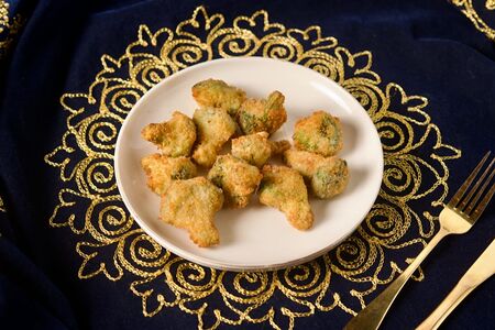 Брокколи в сухарях